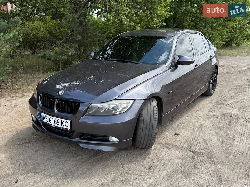 BMW 3 Series 2005 VIN WBAVA71070KP93762 фото оголошення 5 з 48