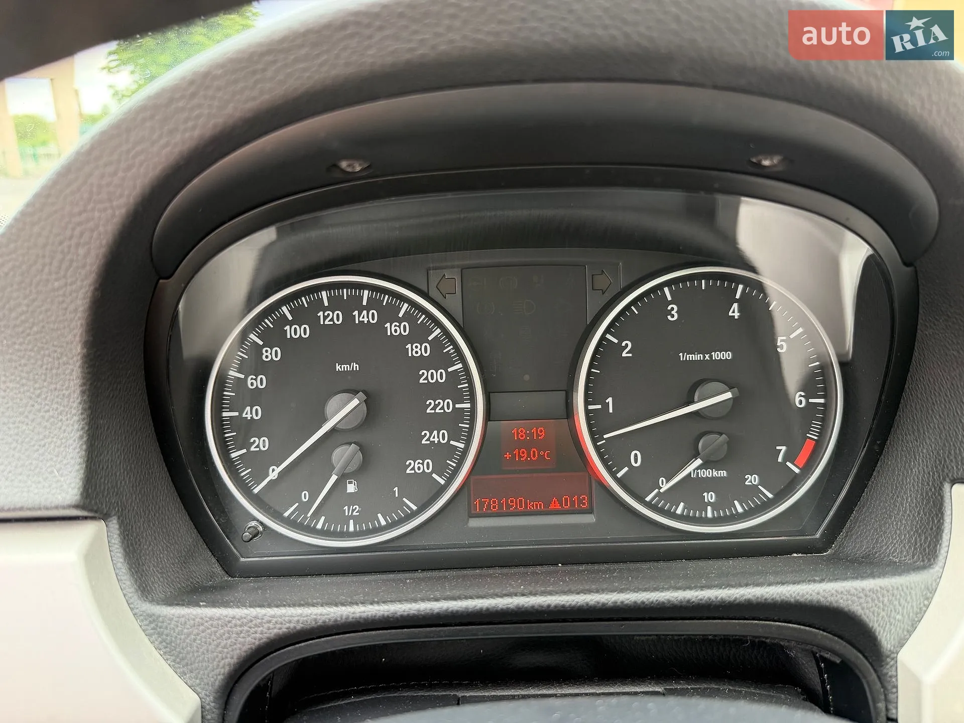 2011 BMW 3er - мініатюра 10
