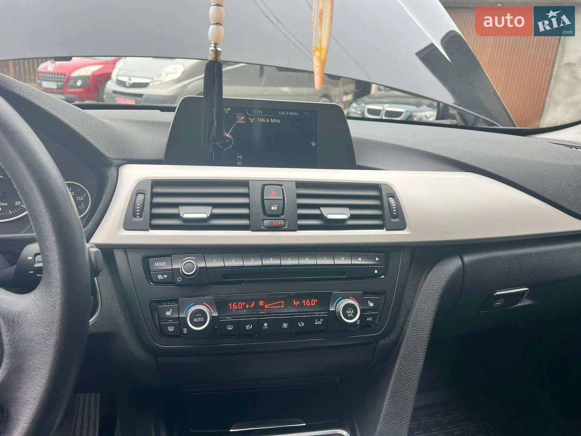 2015 BMW 3er - мініатюра 12