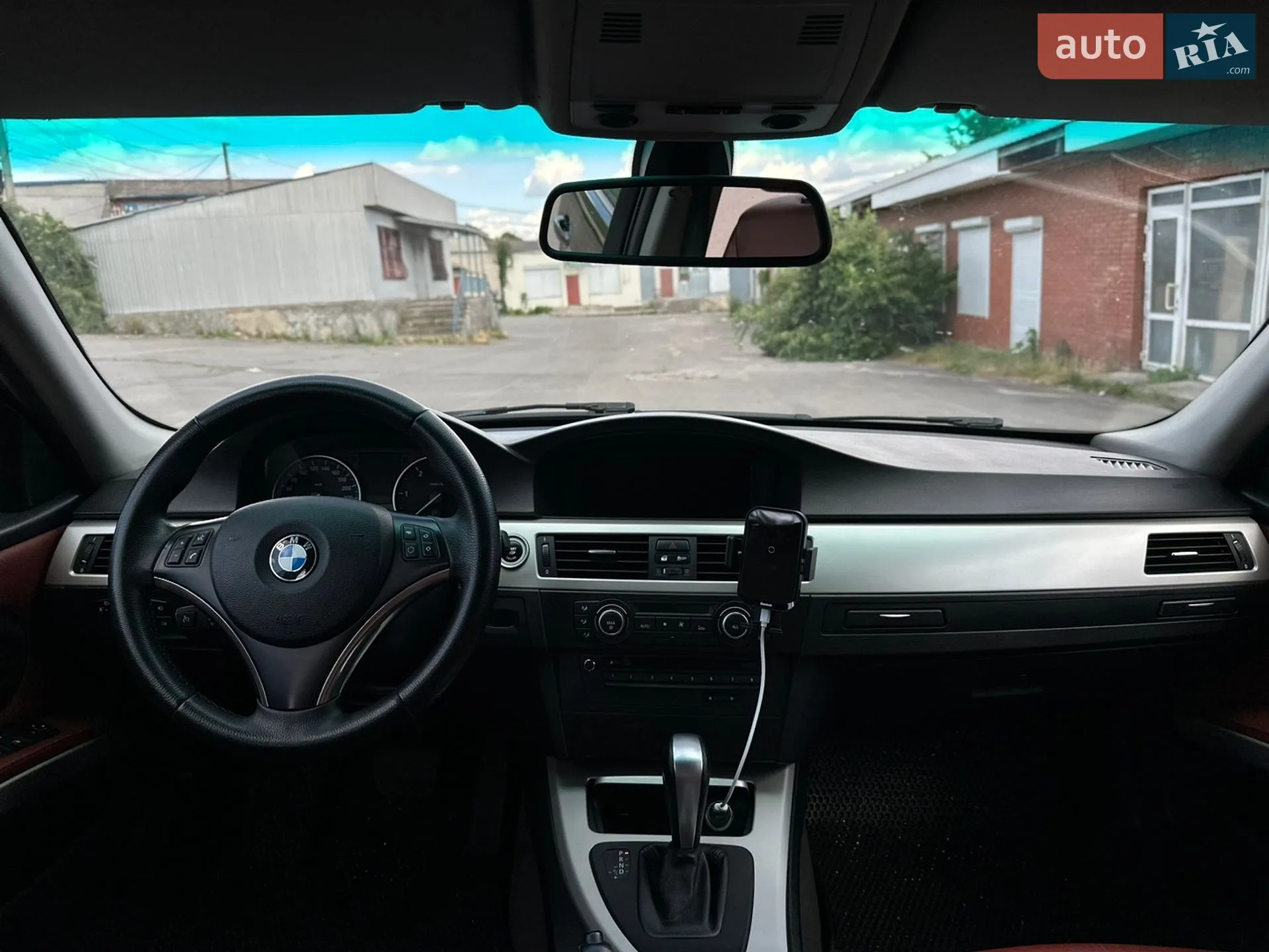 2011 BMW 3er - мініатюра 11