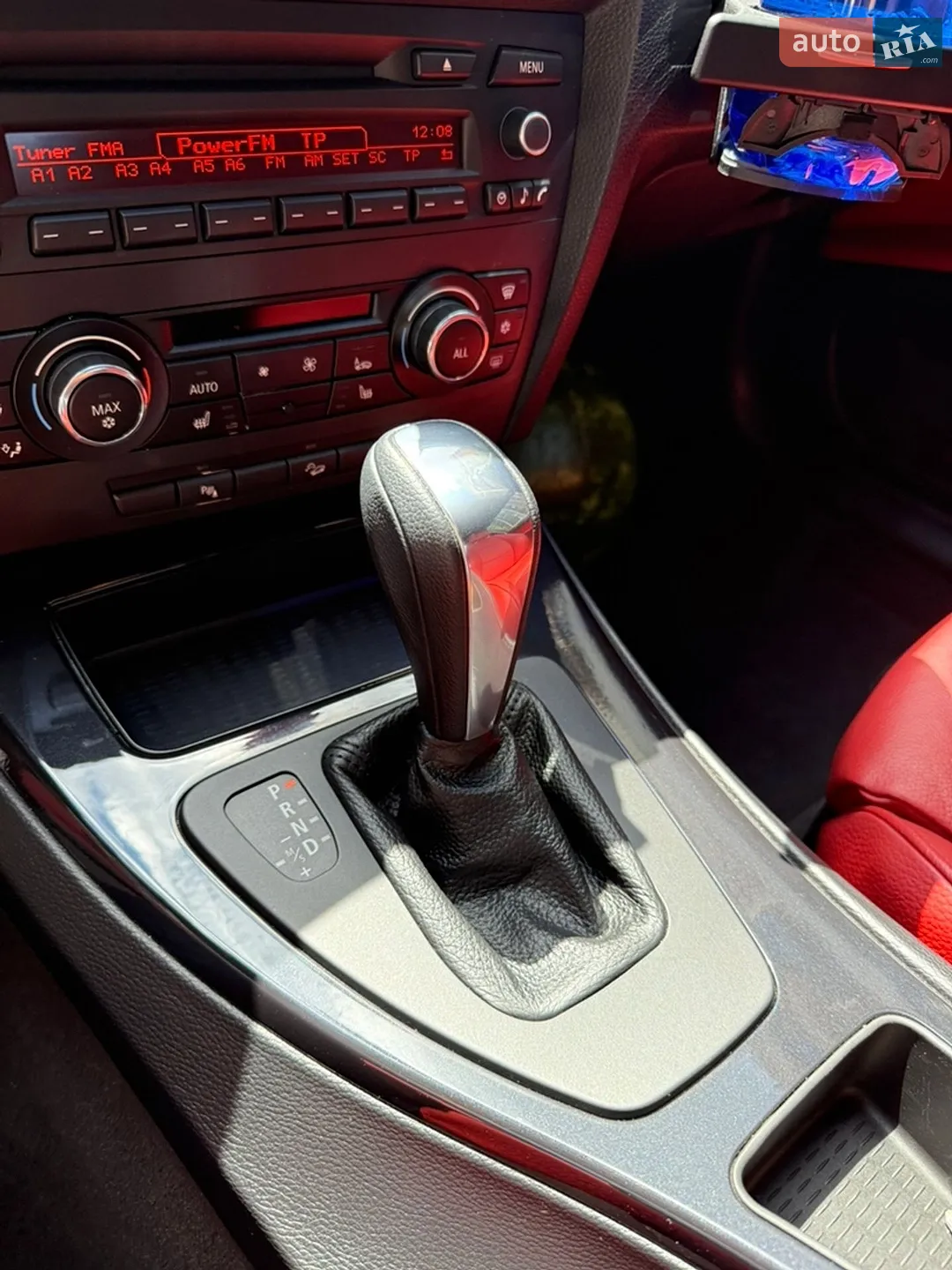 2010 BMW 3er - мініатюра 15
