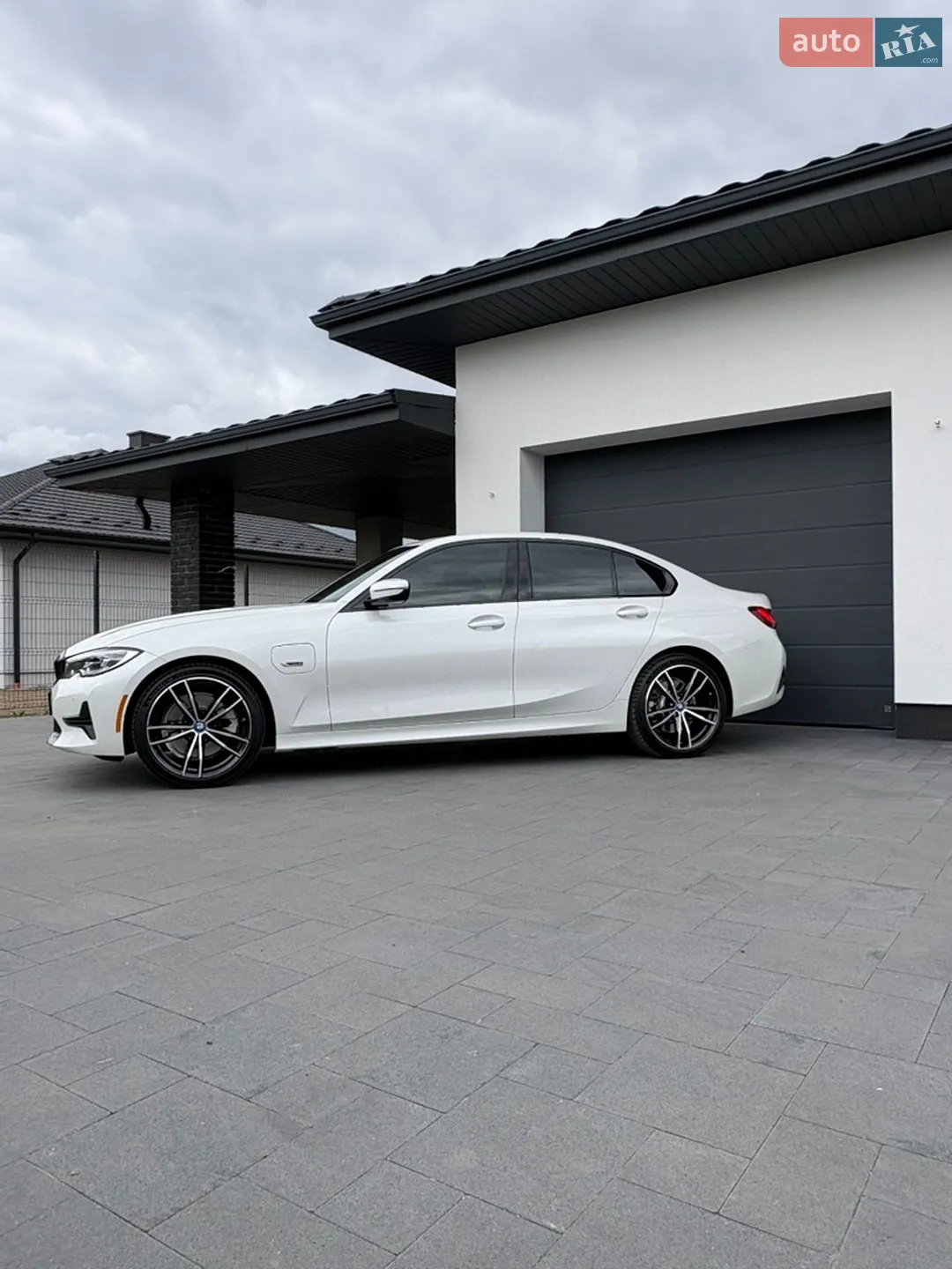 2022 BMW 3er - мініатюра 2