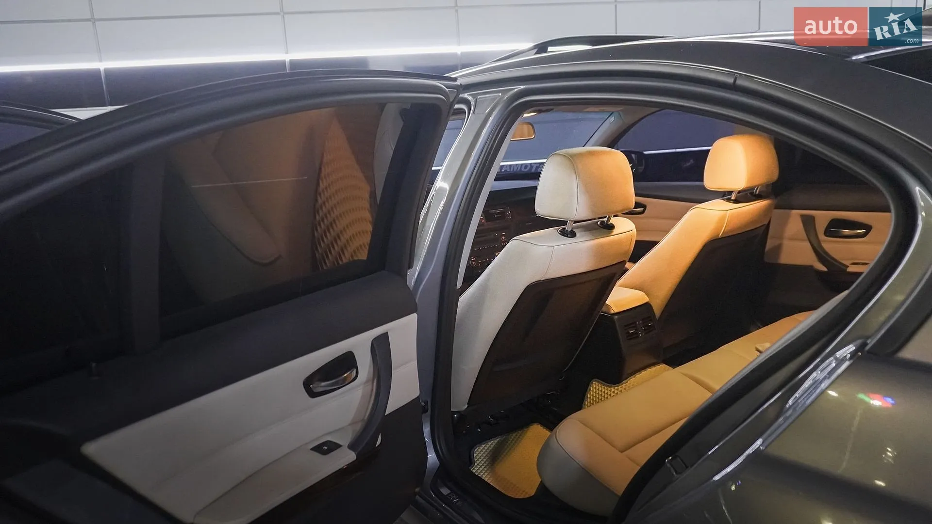 2011 BMW 3er - мініатюра 31