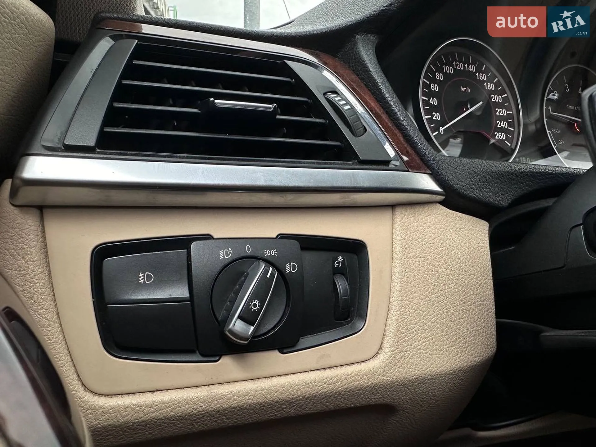 2013 BMW 3er - мініатюра 29