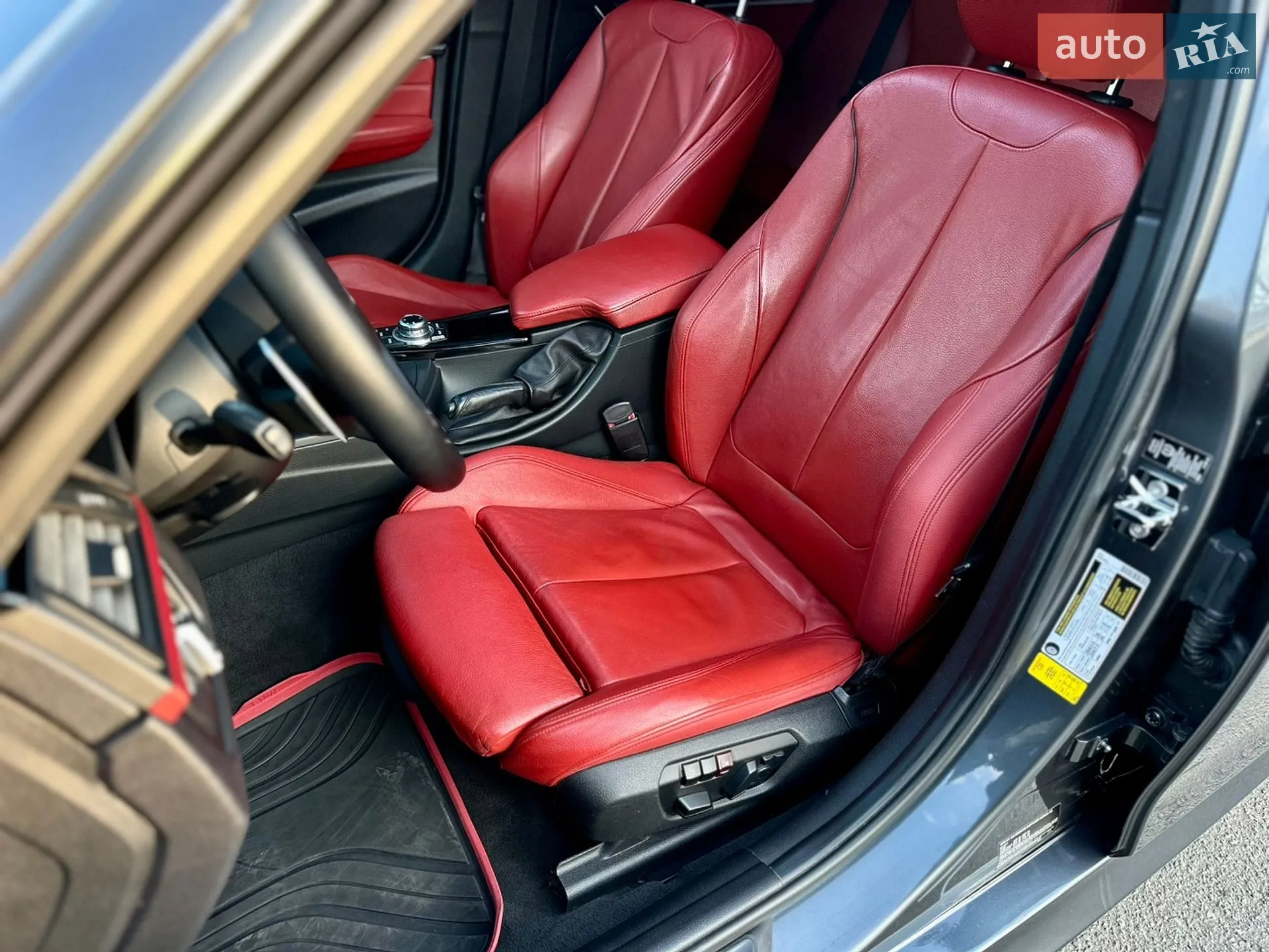 BMW 3 Series 2012 VIN WBA3A5C51CF259190 фото оголошення 27 з 58