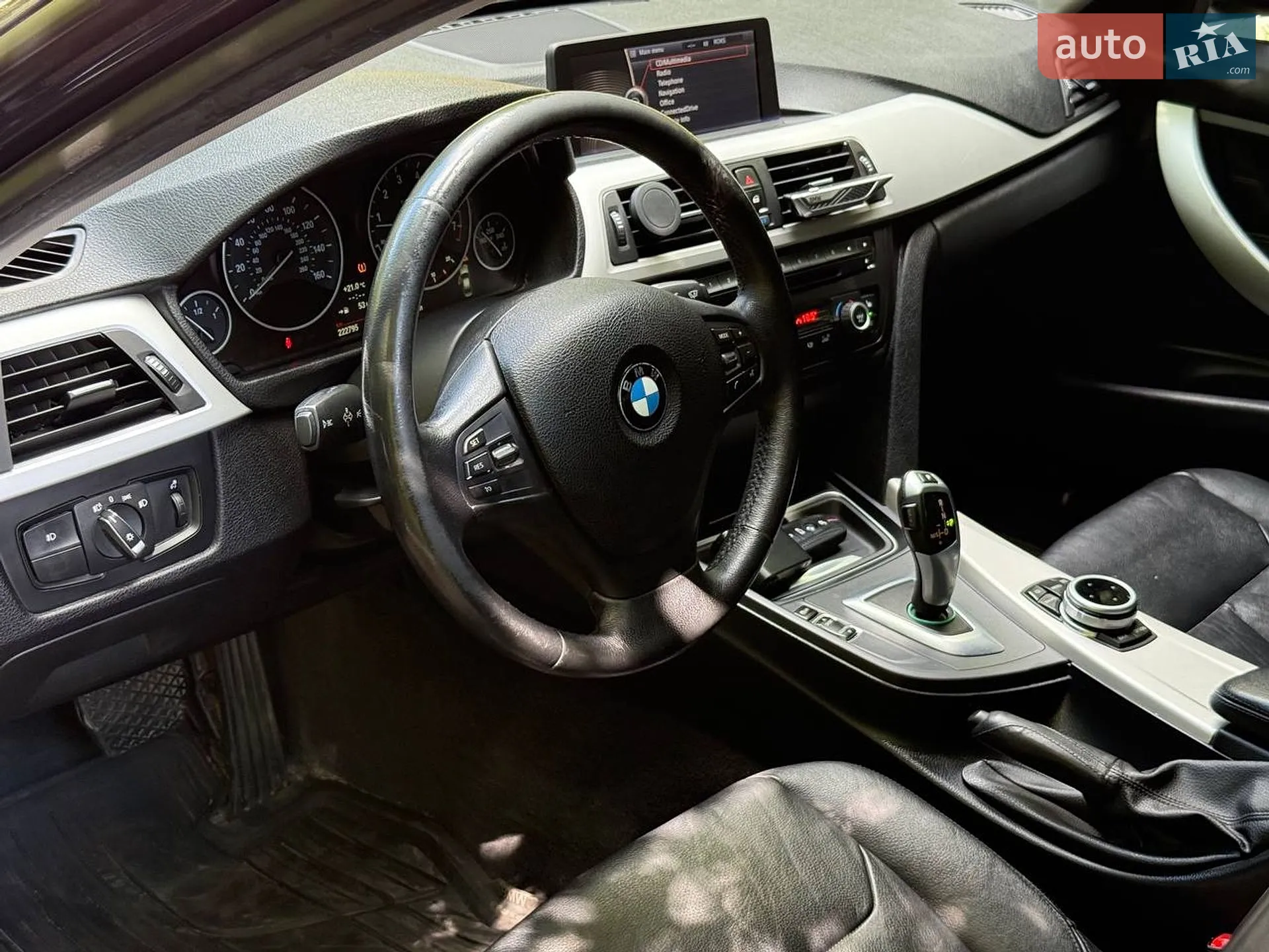 2012 BMW 3er - мініатюра 21