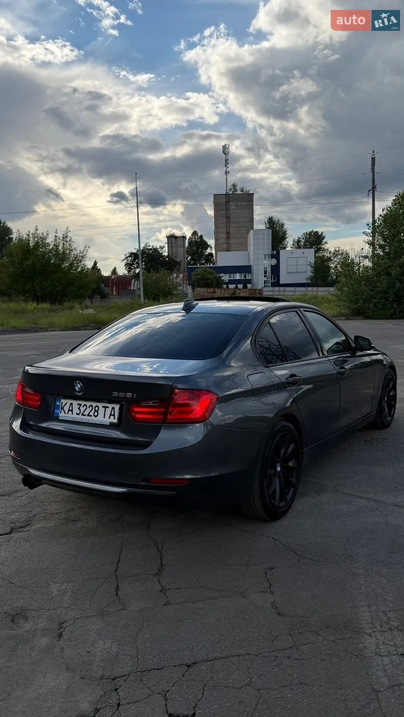2012 BMW 3er - мініатюра 10