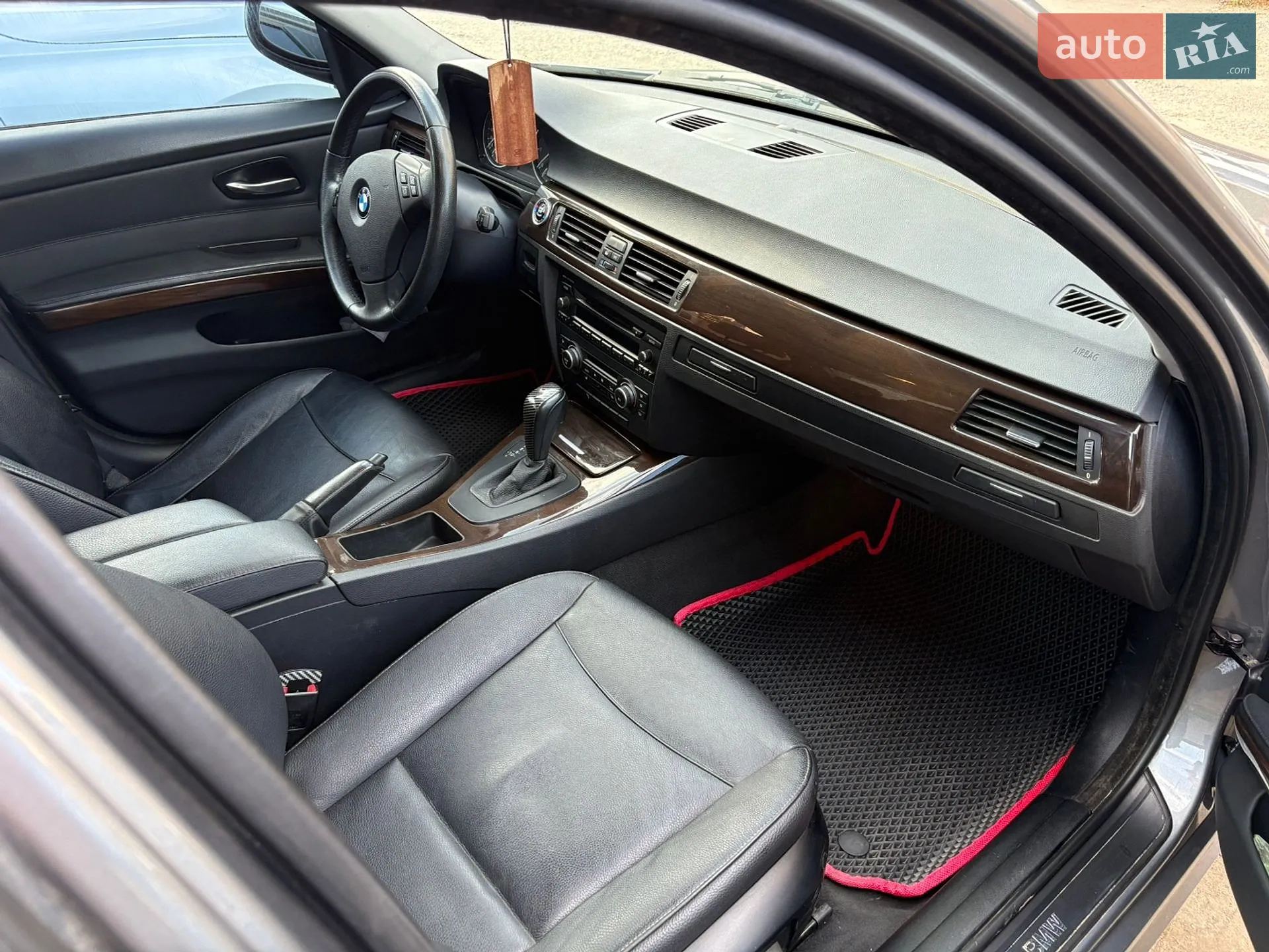 2010 BMW 3er - мініатюра 8