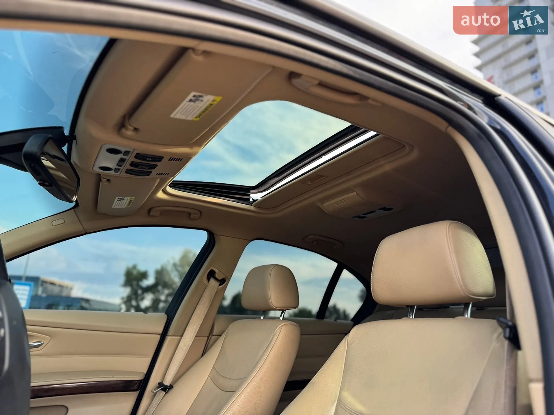 2010 BMW 3er - мініатюра 24