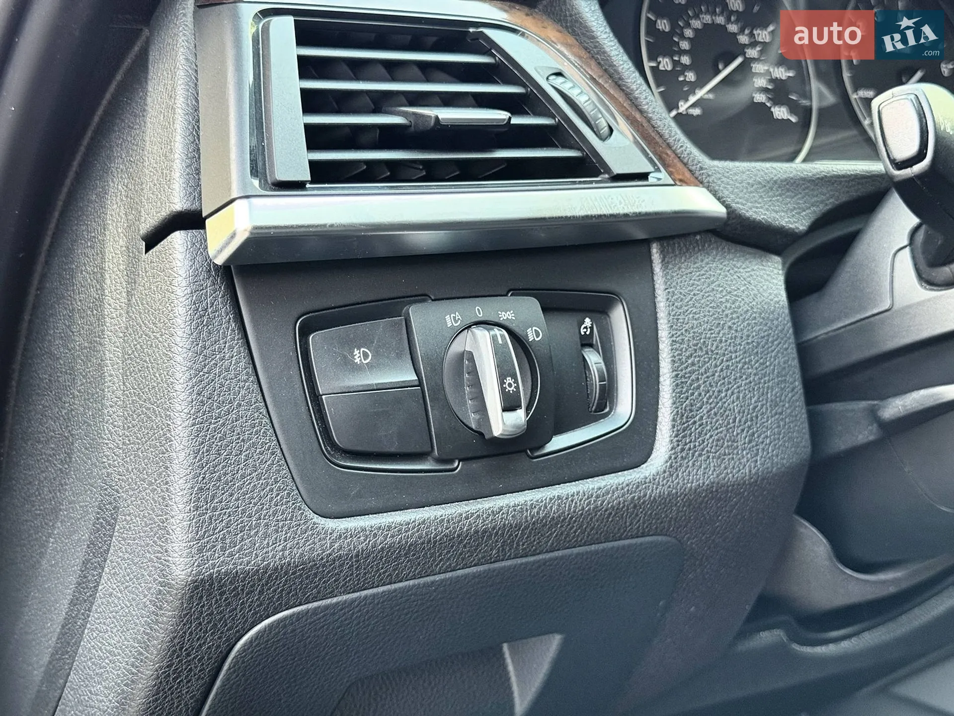 2014 BMW 3er - мініатюра 24