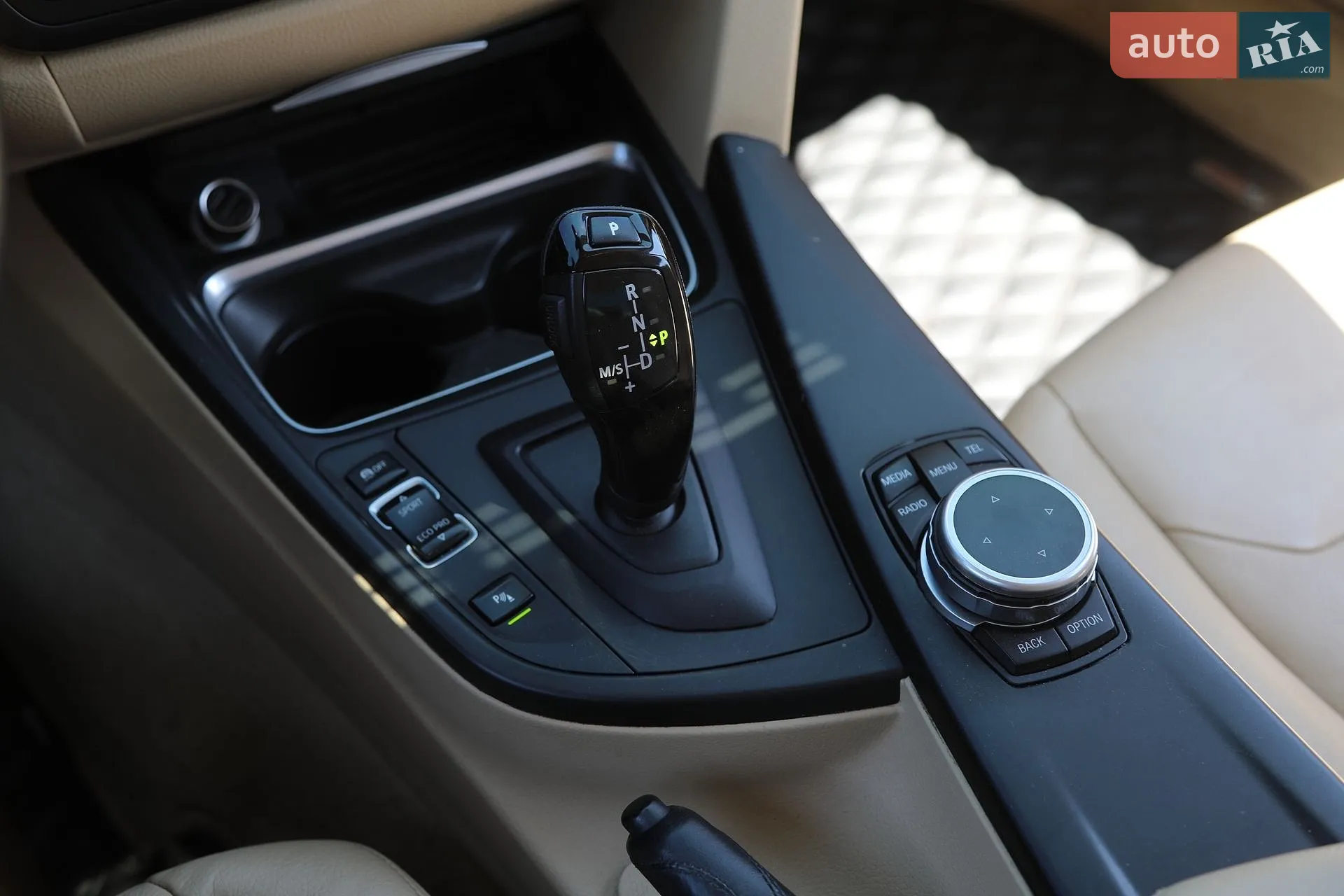2012 BMW 3er - мініатюра 24