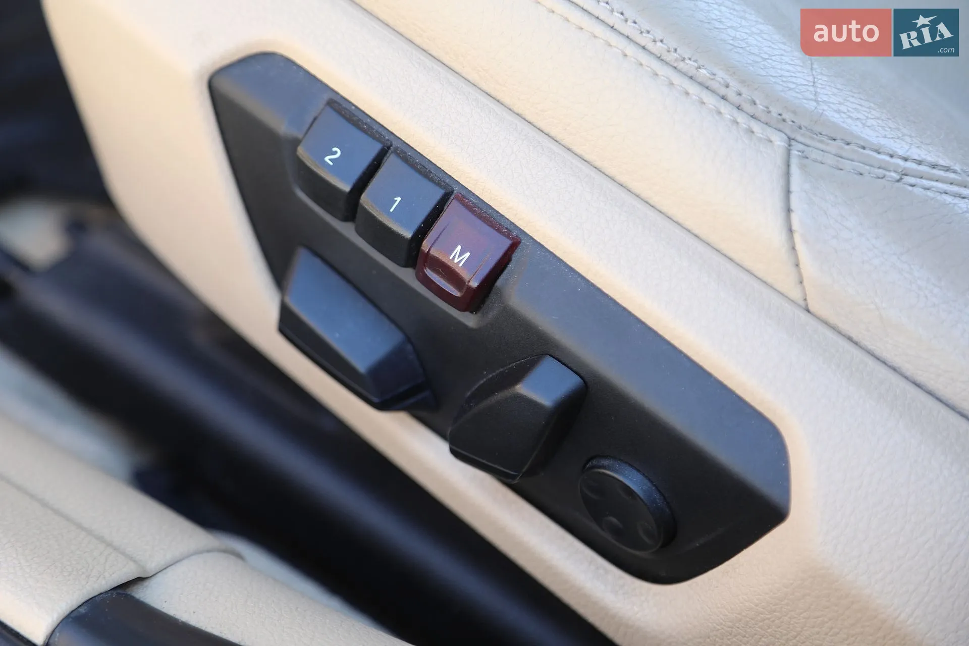 2012 BMW 3er - мініатюра 30