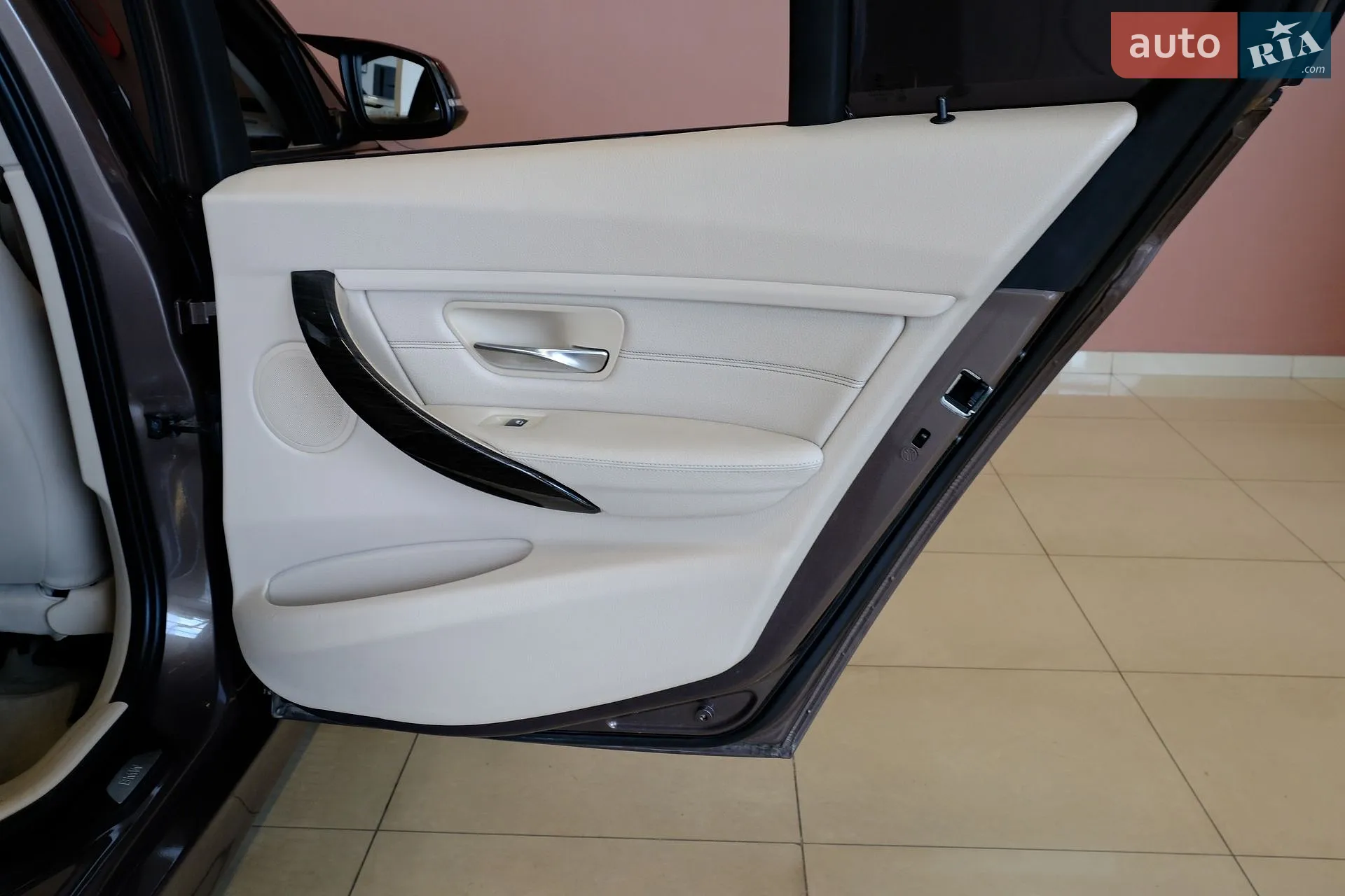 2012 BMW 3er - мініатюра 37