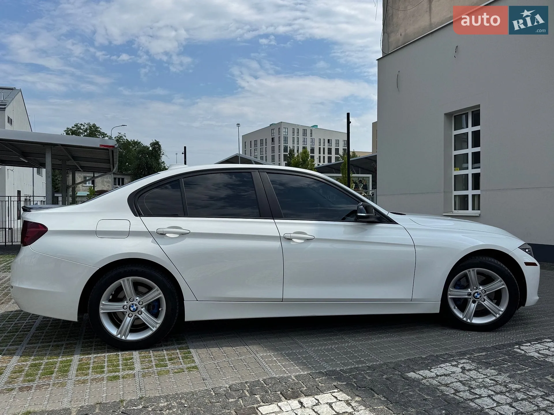 2015 BMW 3er - мініатюра 9