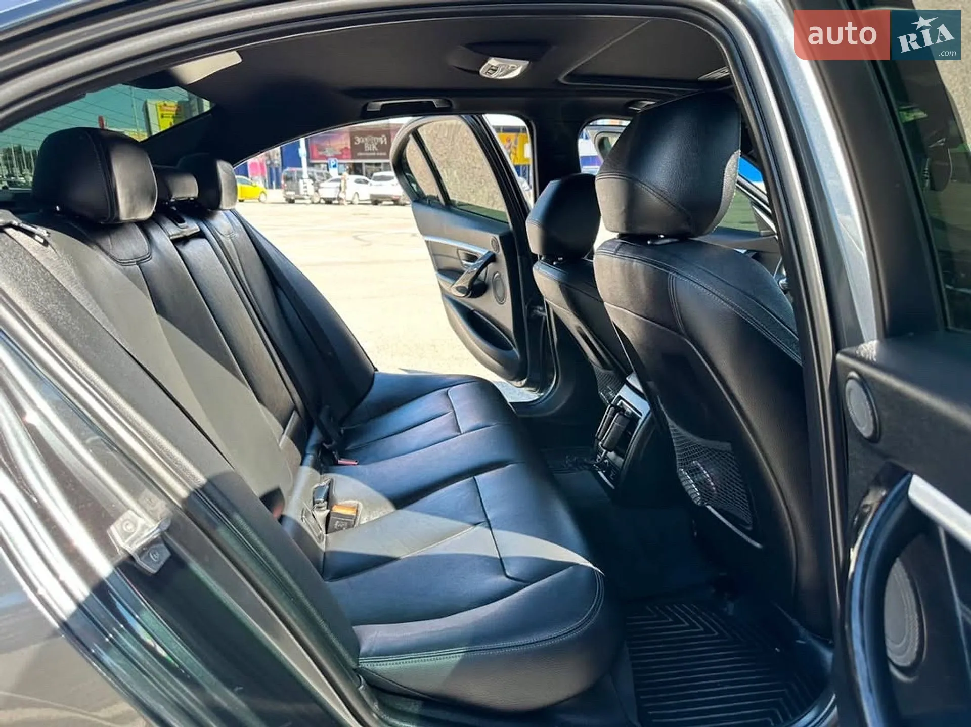 2016 BMW 3er - мініатюра 11