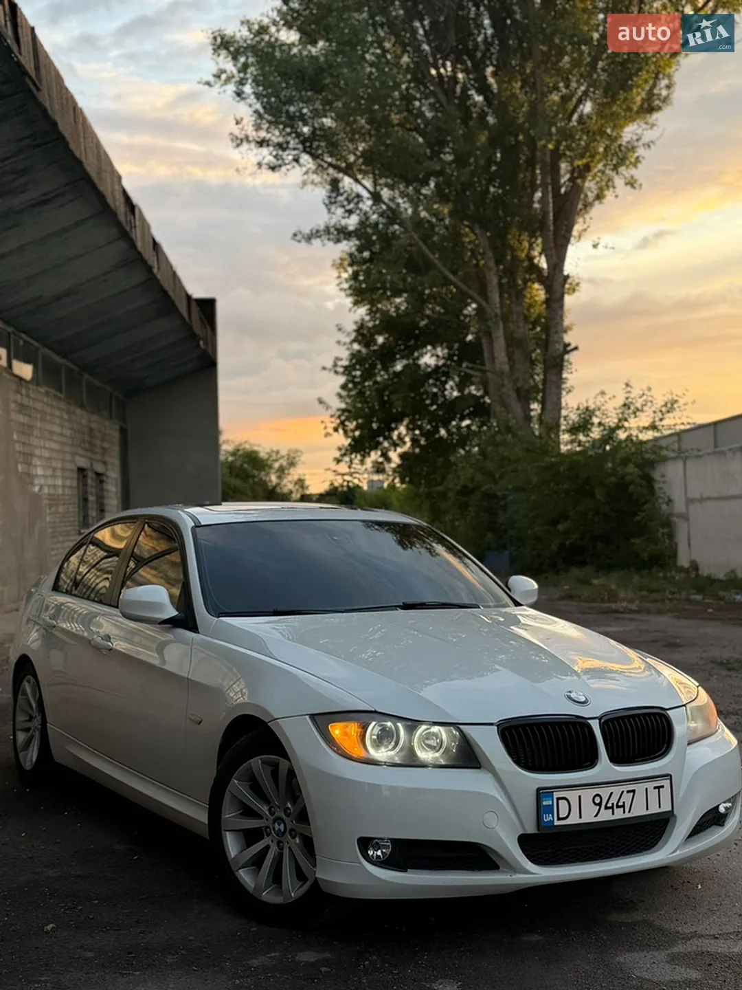2010 BMW 3er - мініатюра 22
