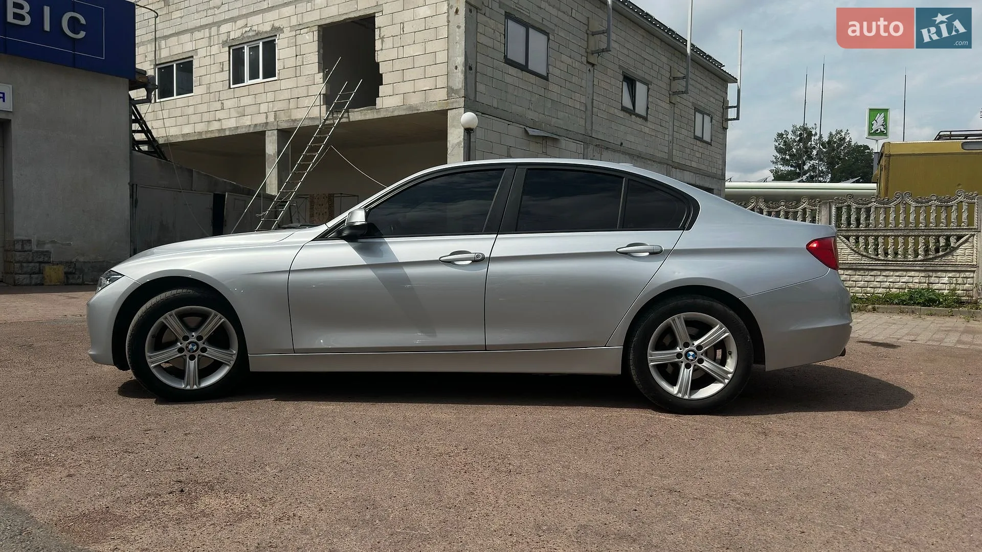 2012 BMW 3er - мініатюра 12