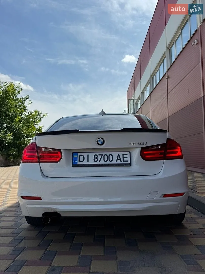 2012 BMW 3er - мініатюра 4