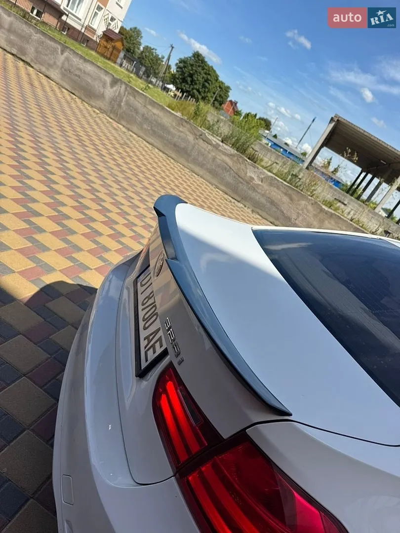 2012 BMW 3er - мініатюра 20