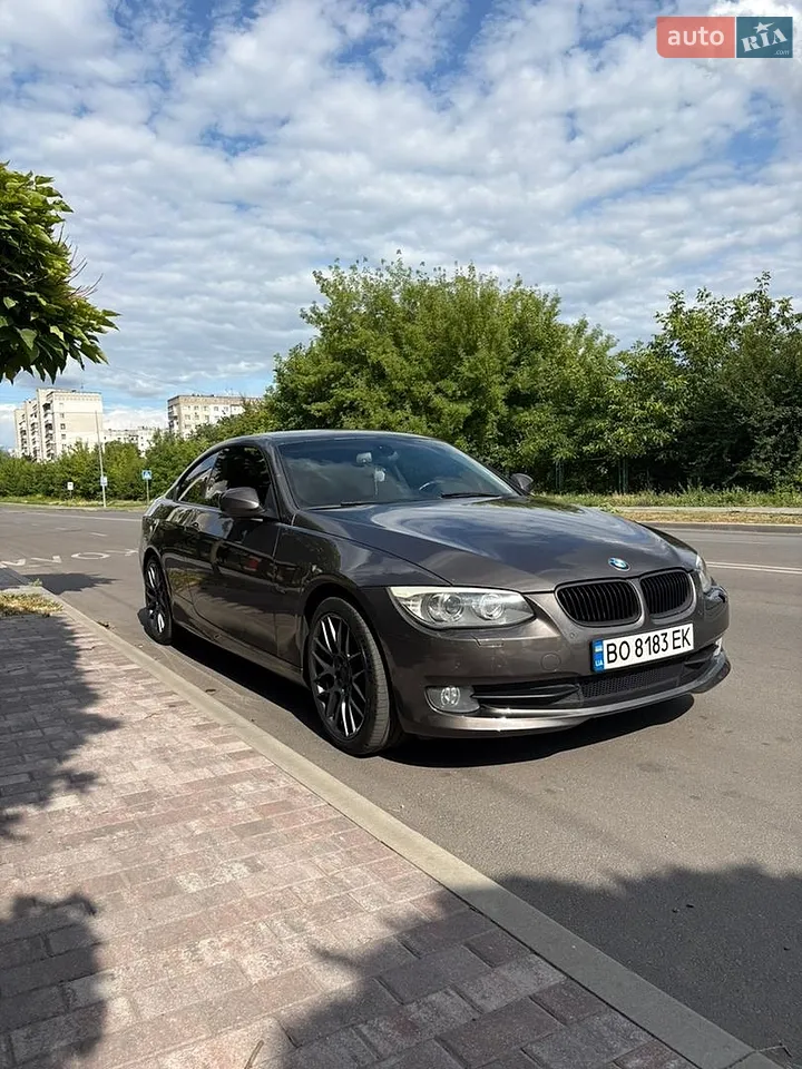 2010 BMW 3er - мініатюра 21
