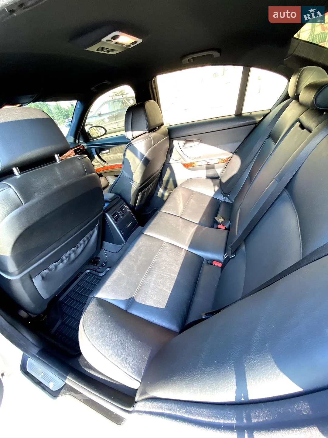 2010 BMW 3er - мініатюра 18
