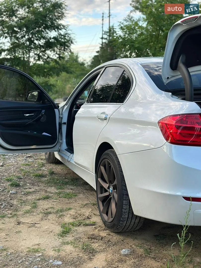 2013 BMW 3er - мініатюра 11