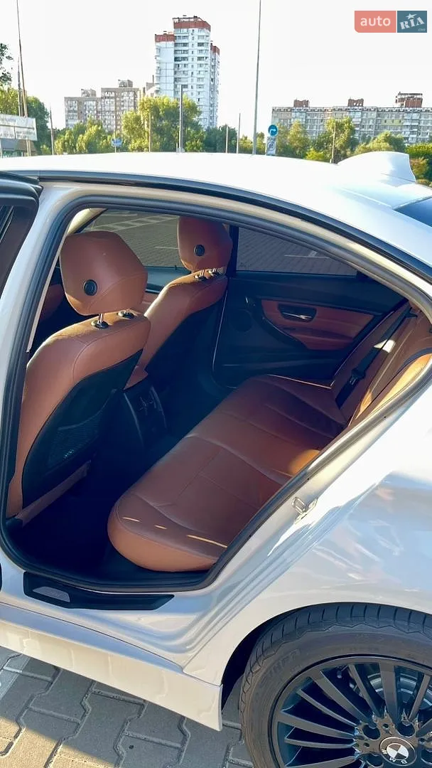 2013 BMW 3er - мініатюра 12