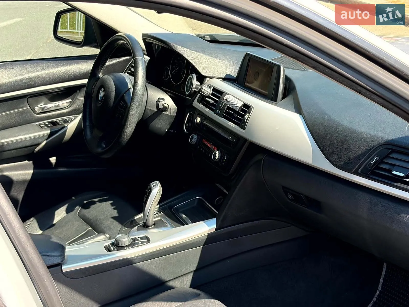 2012 BMW 3er - мініатюра 37