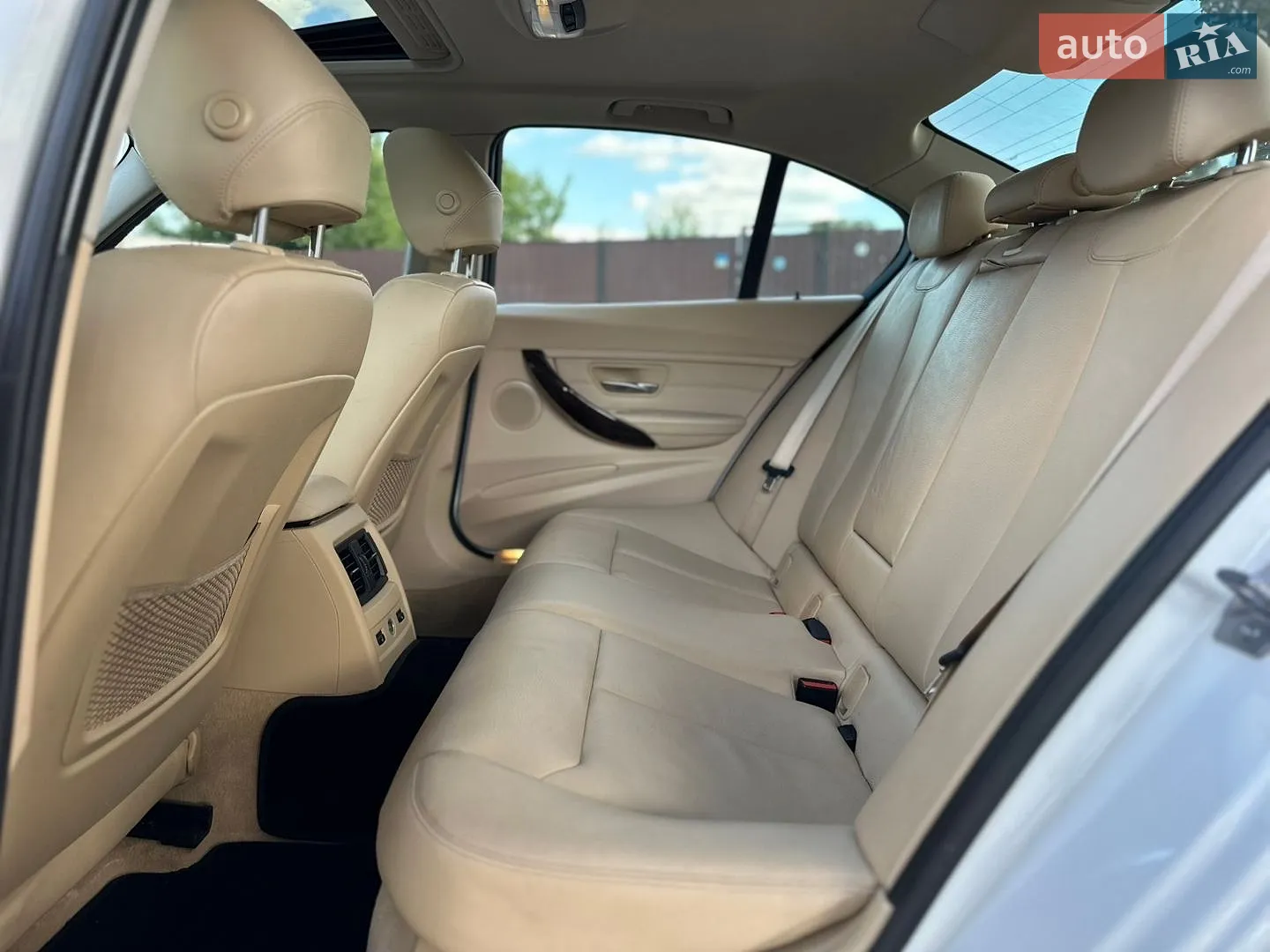 2014 BMW 3er - мініатюра 43