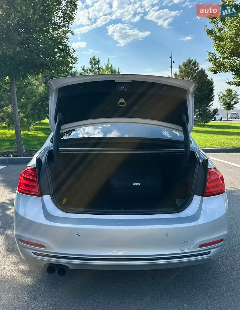 2012 BMW 3er - мініатюра 10