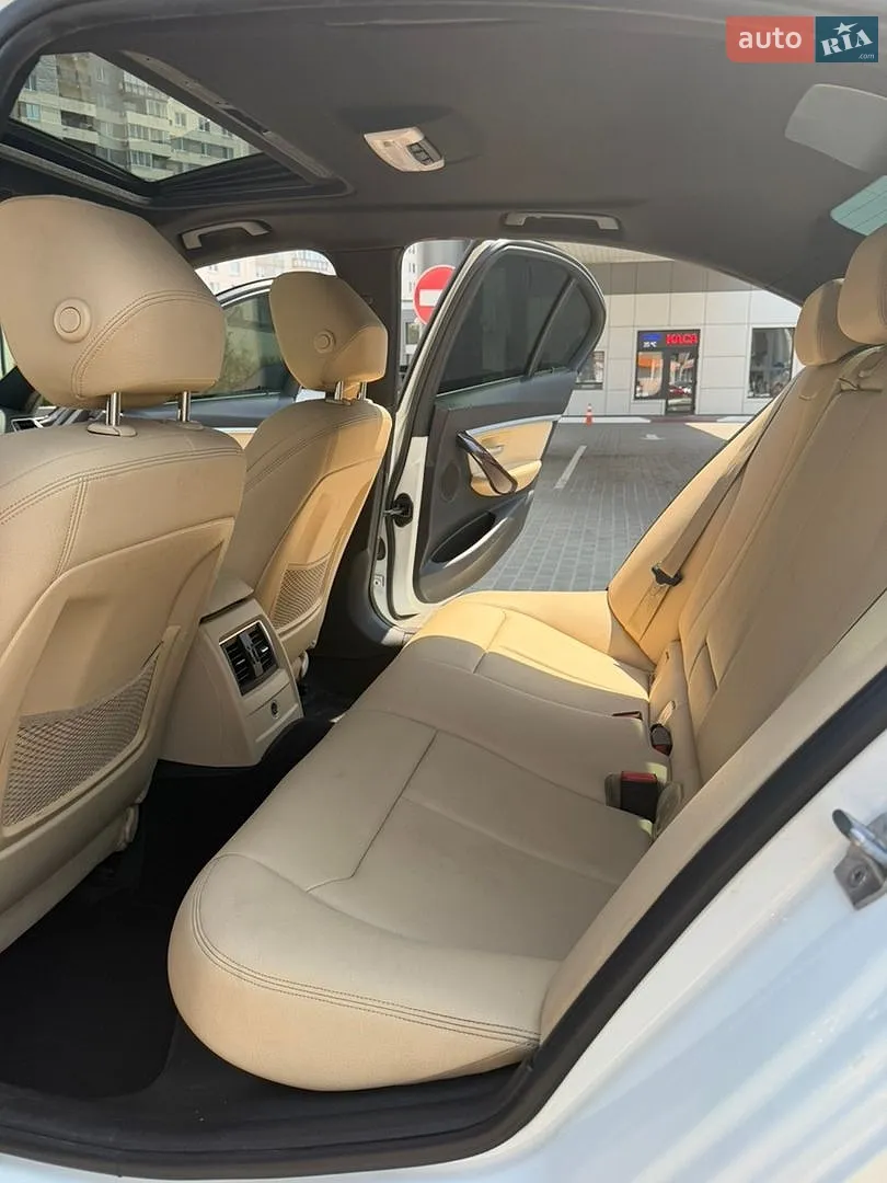 2016 BMW 3er - мініатюра 9