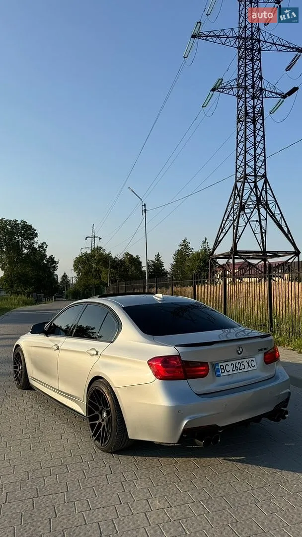 2012 BMW 3er - мініатюра 9