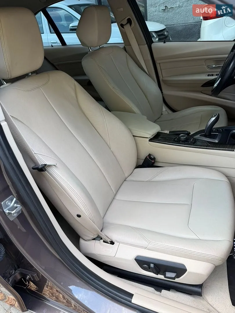 2012 BMW 3er - мініатюра 24
