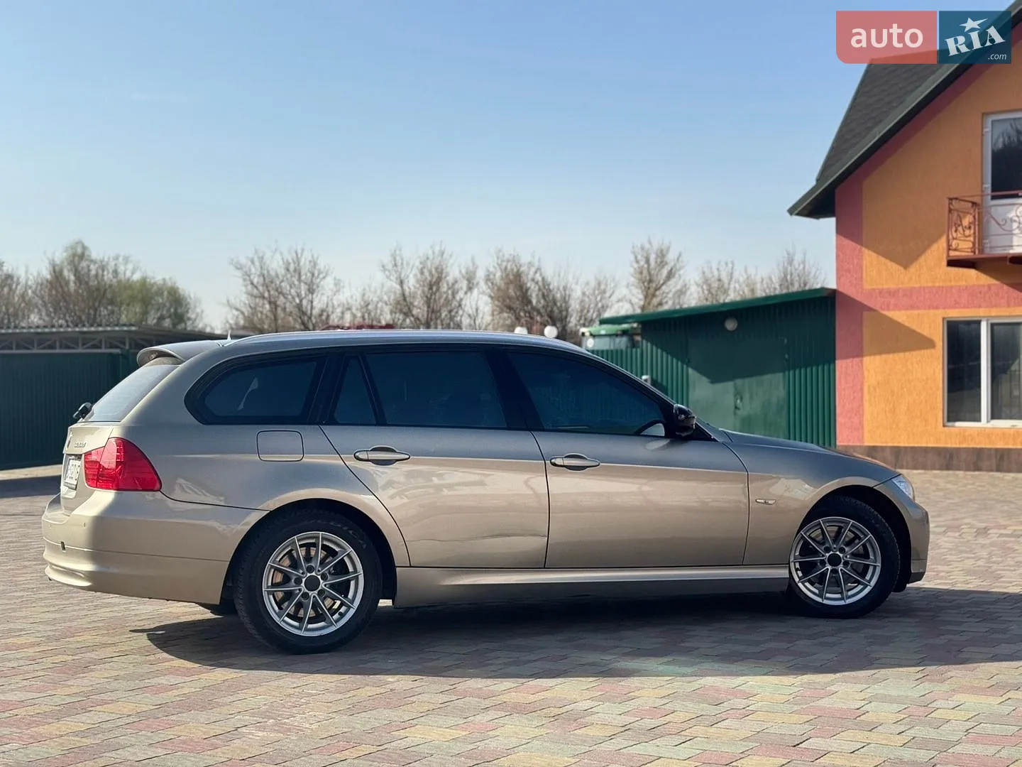 2011 BMW 3er - мініатюра 2
