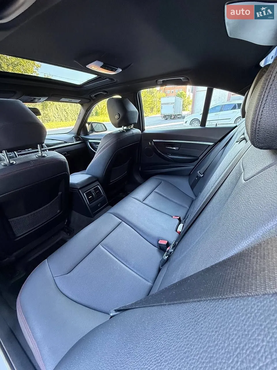 2017 BMW 3er - мініатюра 14