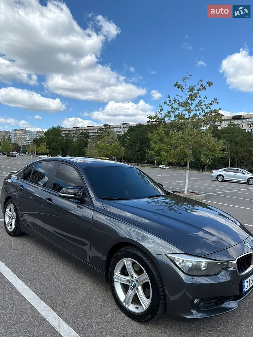 BMW 3 Series 2012 VIN WBA3A5C5XDF600653 фото оголошення 5 з 13