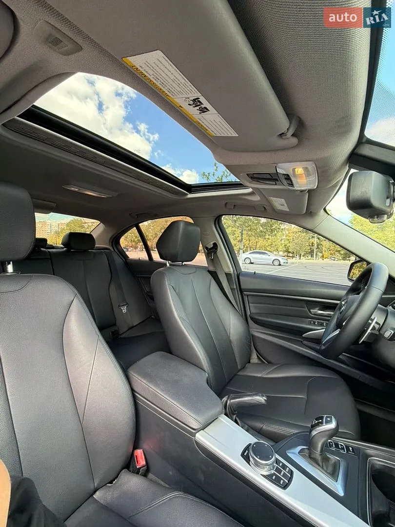 BMW 3 Series 2012 VIN WBA3A5C5XDF600653 фото оголошення 11 з 13