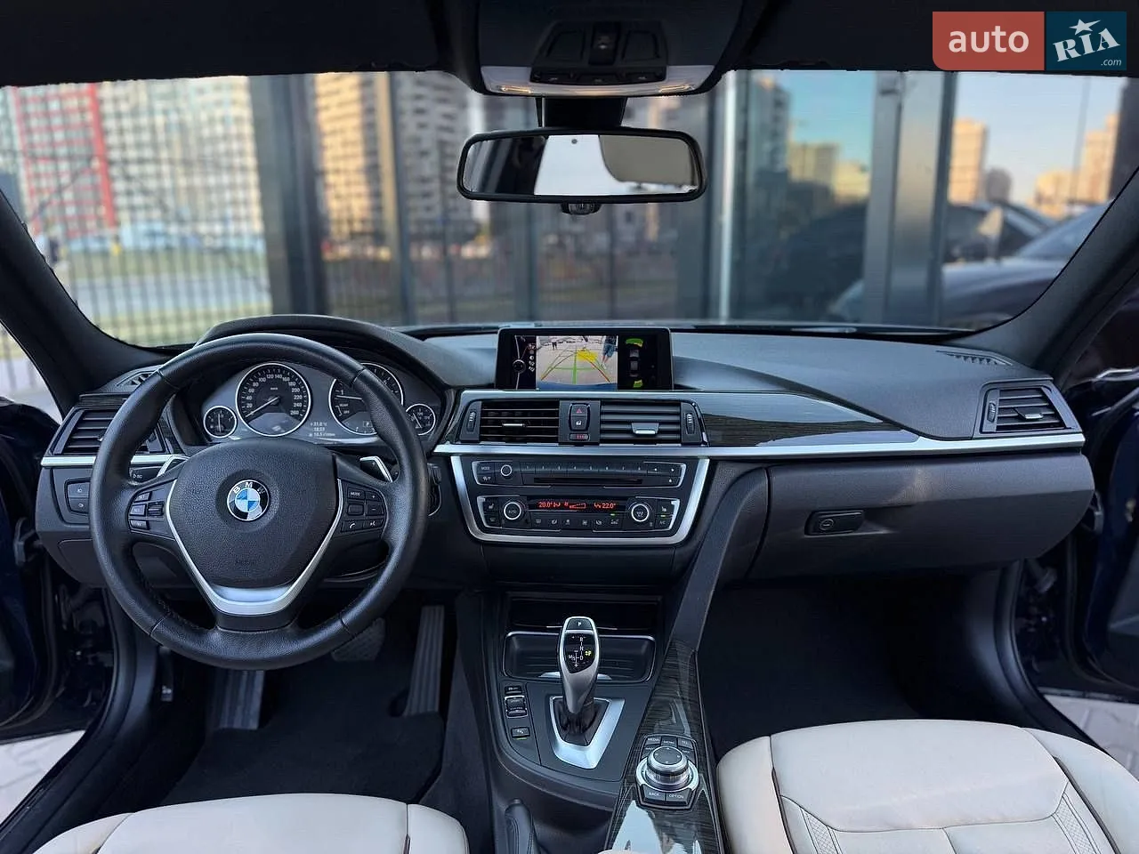 2012 BMW 3er - мініатюра 12
