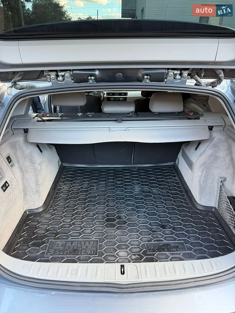2010 BMW 3er - мініатюра 11