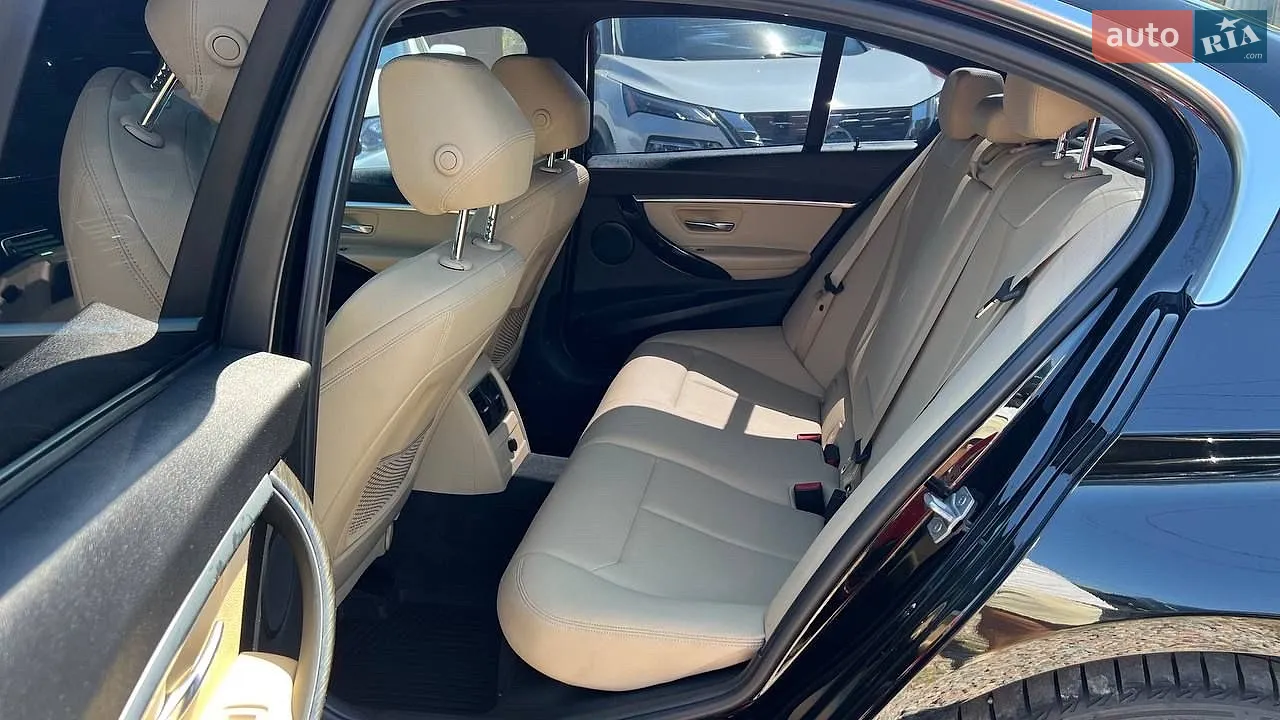 2016 BMW 3er - мініатюра 11