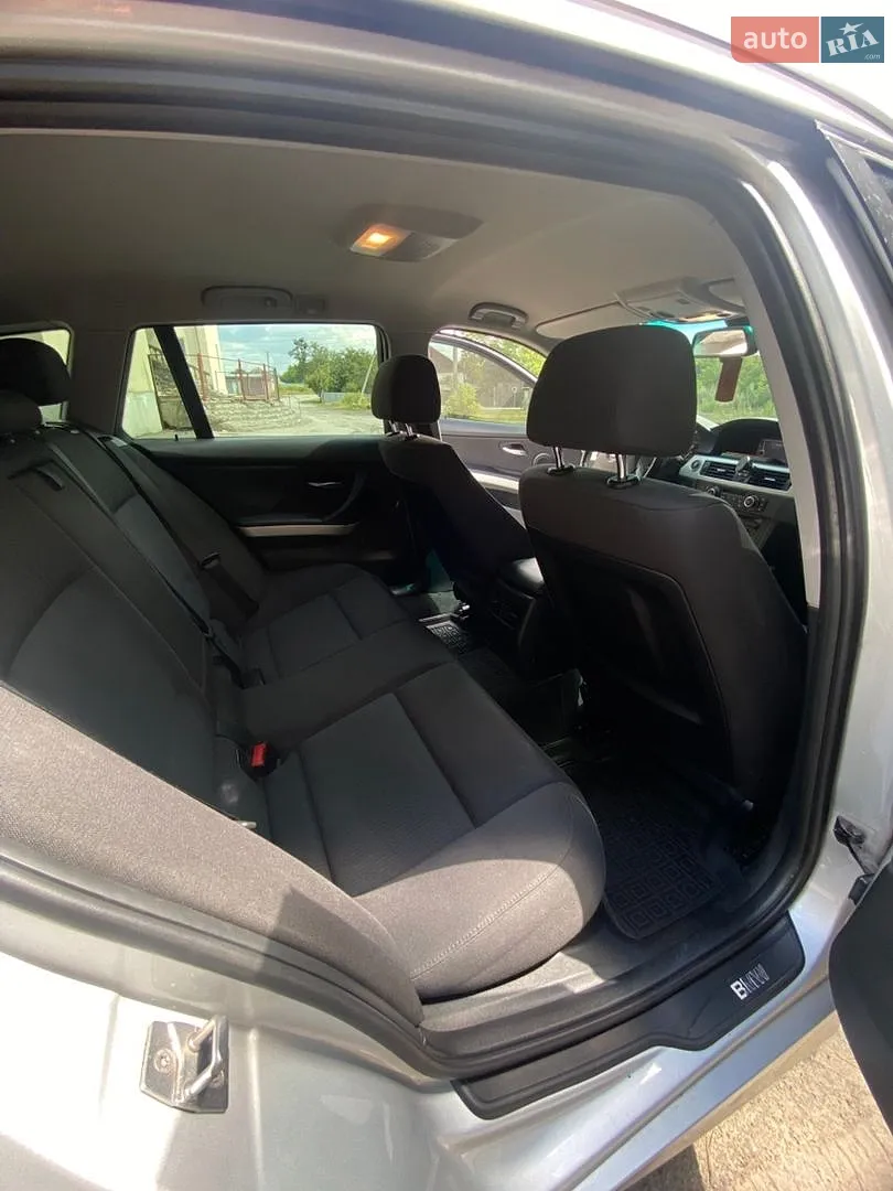 2010 BMW 3er - мініатюра 12