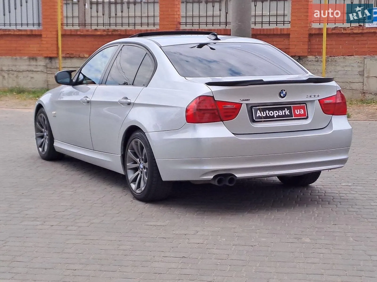 2011 BMW 3er - мініатюра 10