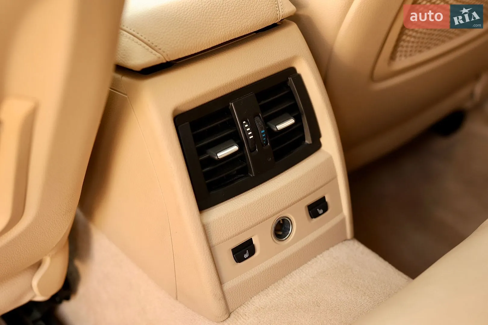 2014 BMW 3er - мініатюра 31