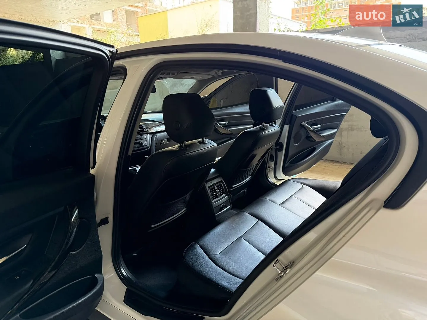 2012 BMW 3er - мініатюра 28