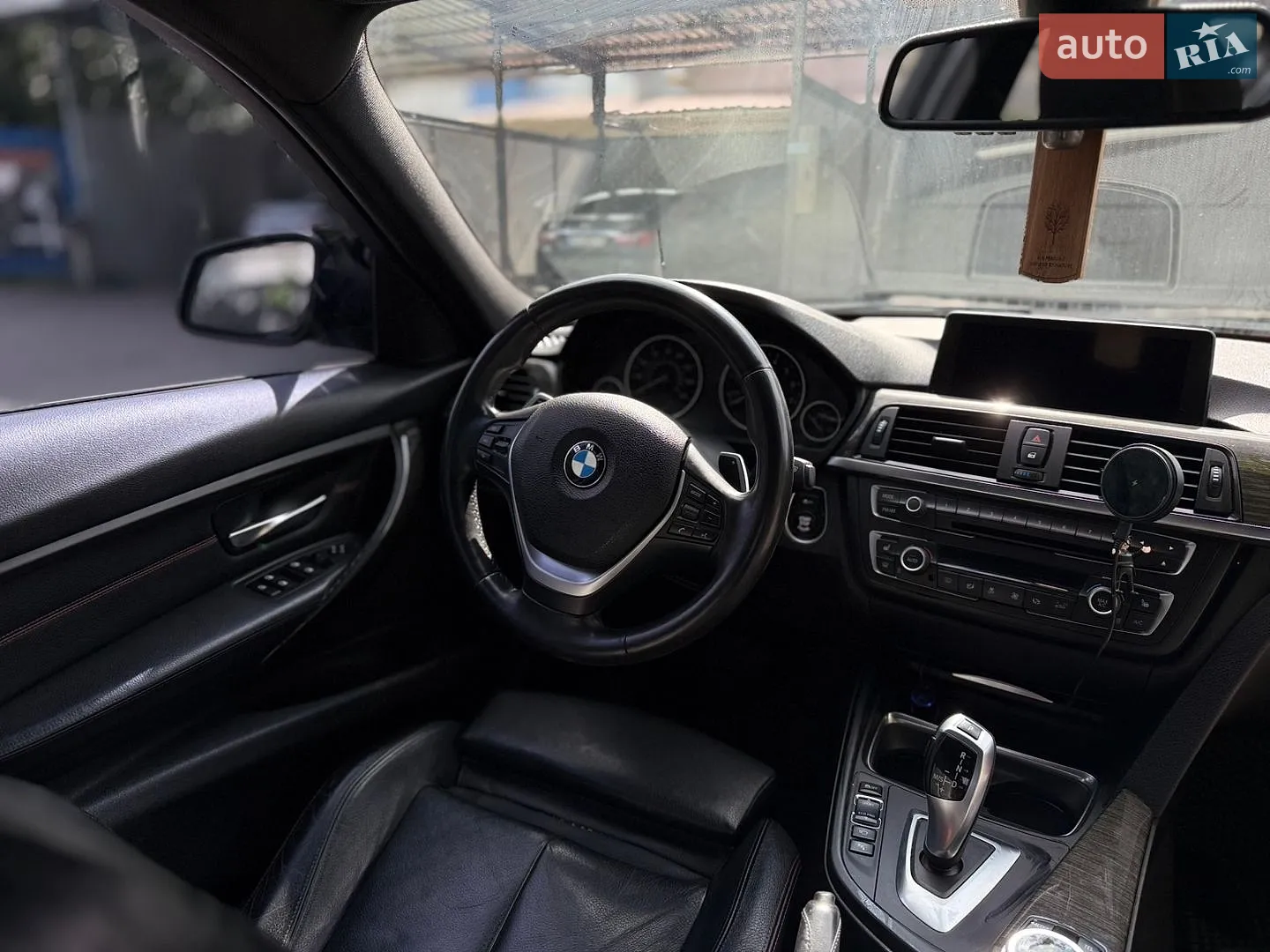 2012 BMW 3er - мініатюра 18