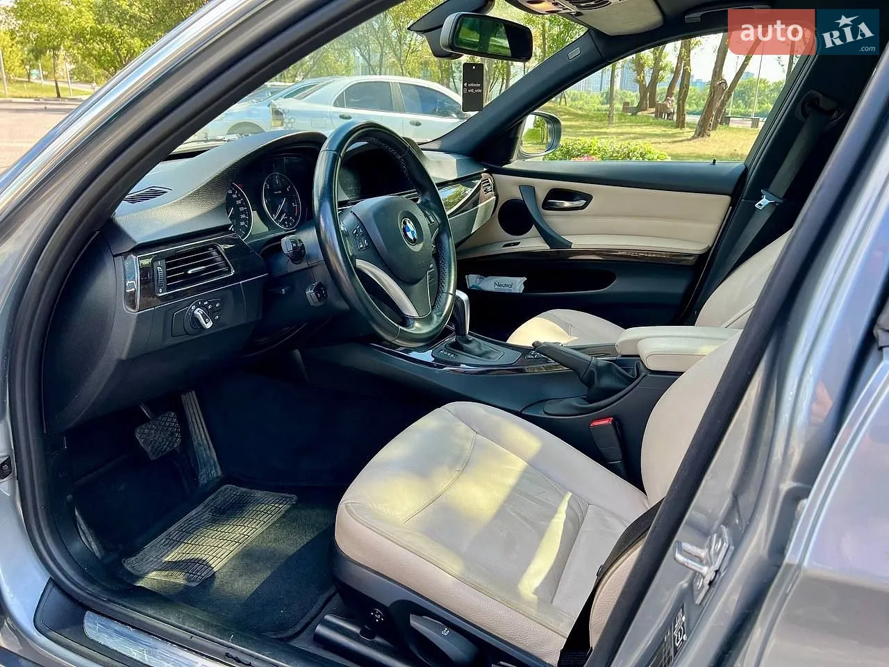 2011 BMW 3er - мініатюра 9
