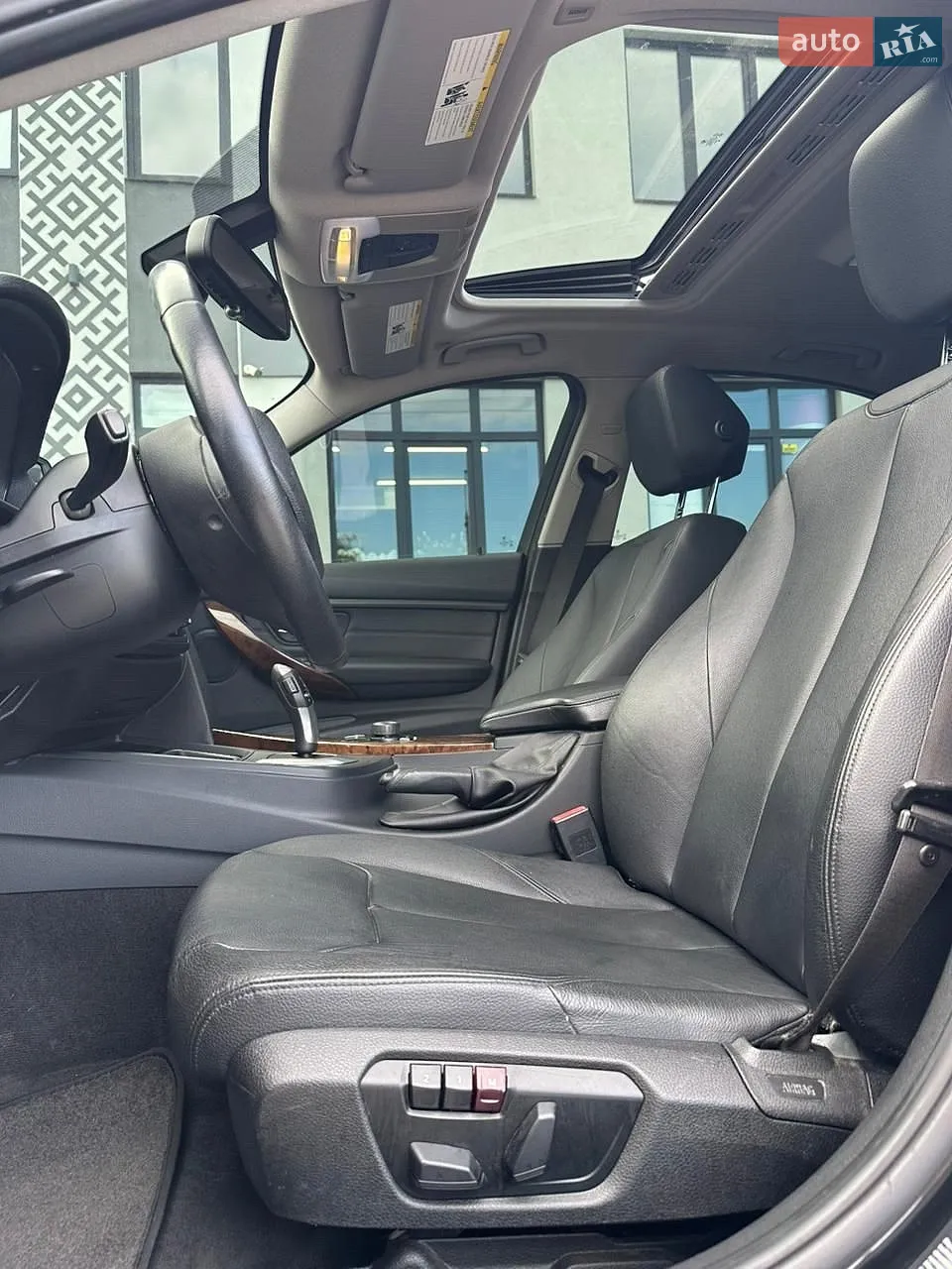 2017 Mercedes-Benz GLE - мініатюра 16