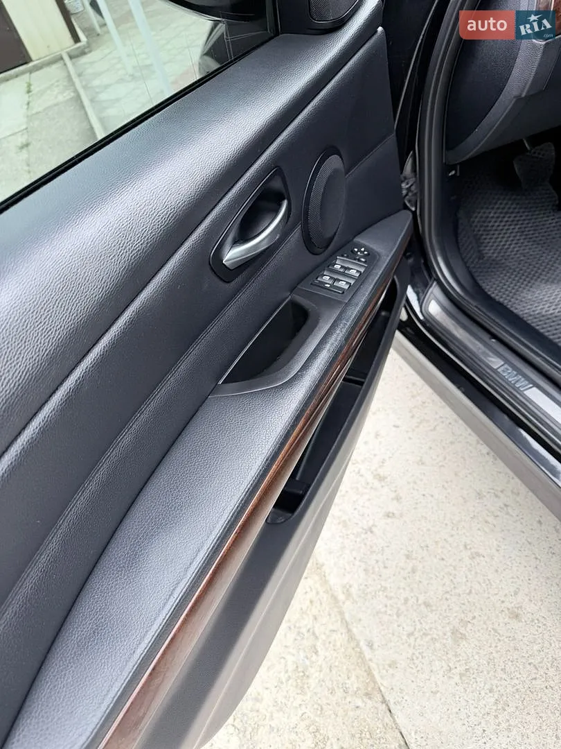 2011 BMW 3er - мініатюра 8