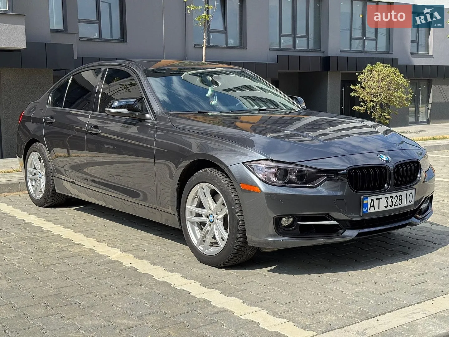 2013 BMW 3er - мініатюра 2