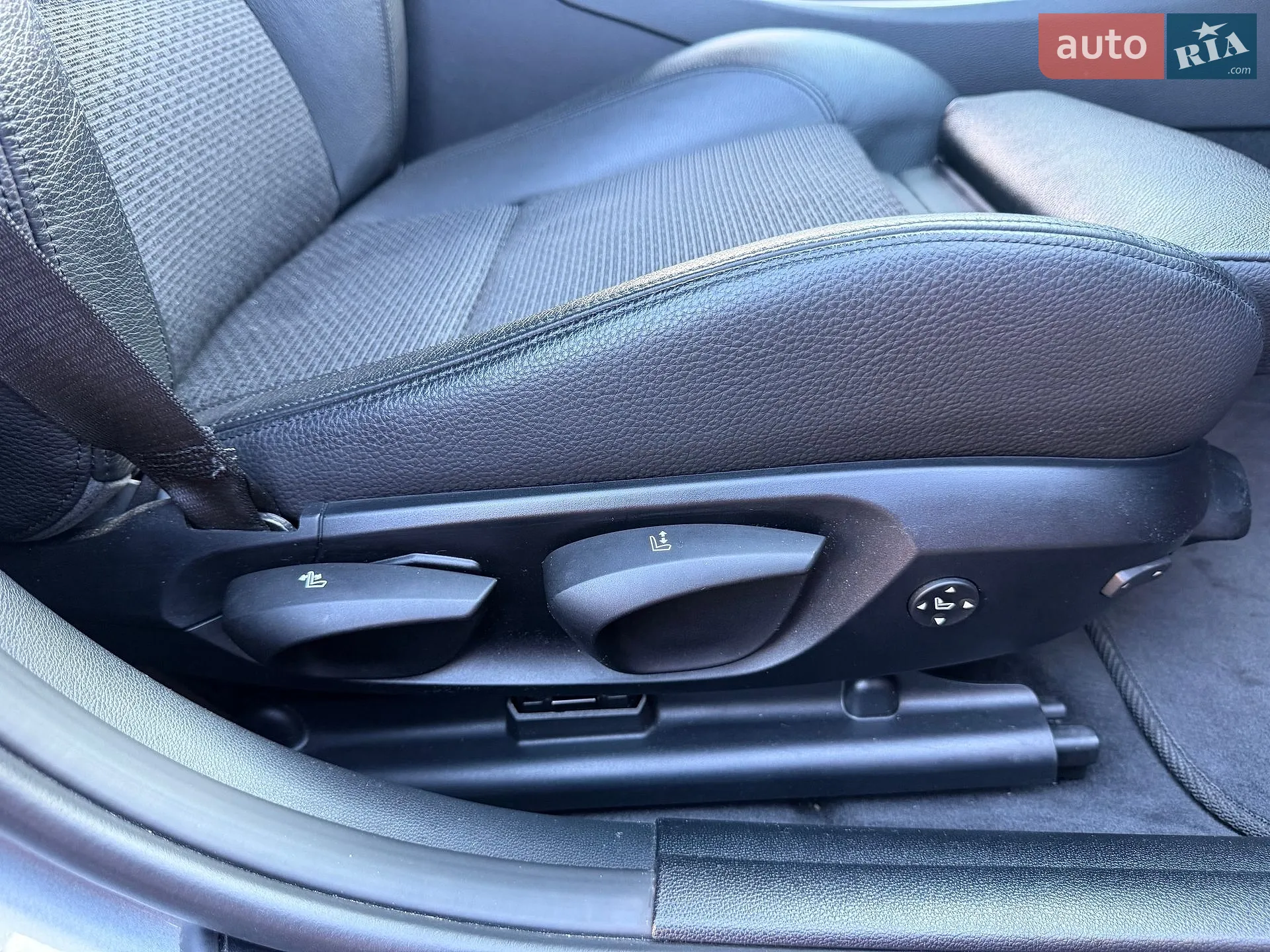 2011 BMW 3er - мініатюра 36